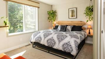 Cabin Exclusive | Bộ đồ giường cao cấp, chăn bông, nệm có lớp đệm bông