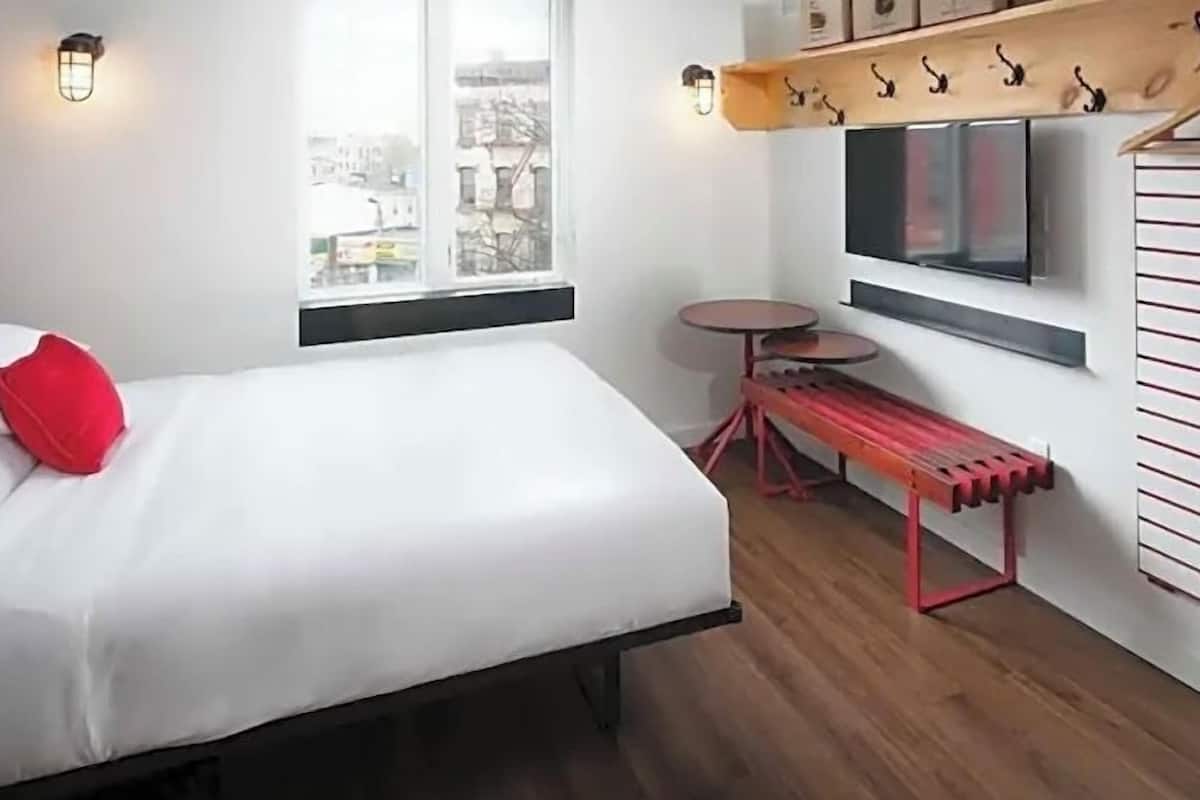Standardzimmer | Hochwertige Bettwaren, Verdunkelungsvorhänge, Bügeleisen/Bügelbrett