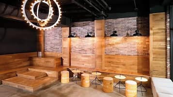 Coin salon dans le hall