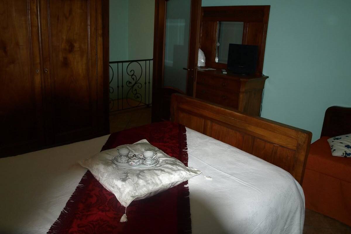Double Room, Mountain View