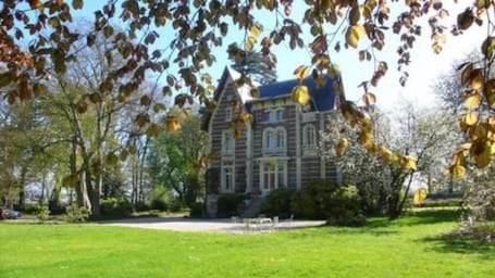 Fachada de la propiedad. Chalet Du Bel Event