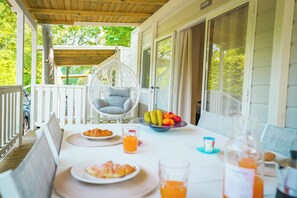 Superior Mobile Home | Terrace/patio - Happy Camp Torre Rinalda Camping Village (Lecce)
