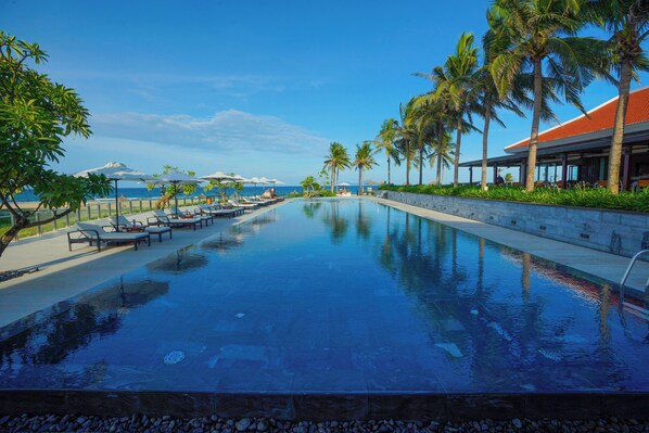 Pool - The Ocean Villas Managed by The Ocean Resort (Da Nang)