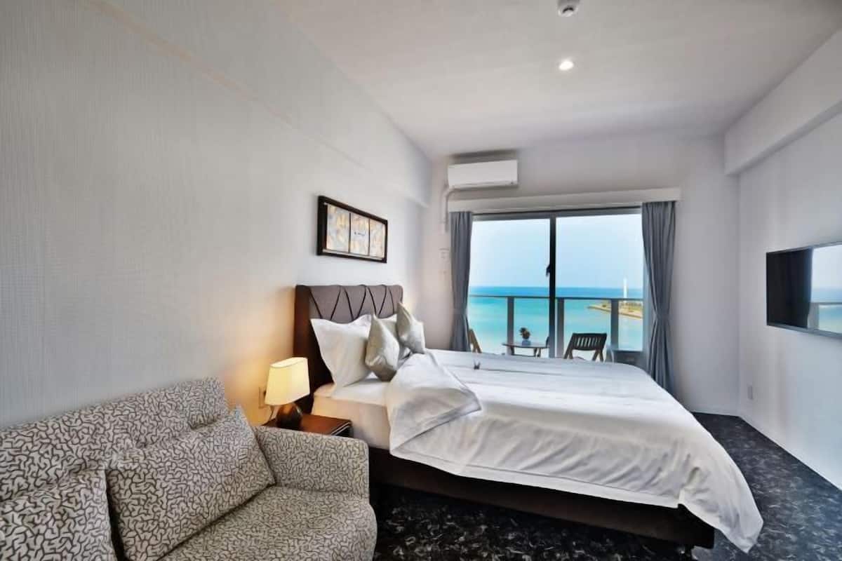 1 bedroom, in-room safe, desk, soundproofing