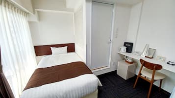 Single Room | Iron/ironing board, free WiFi, bed sheets