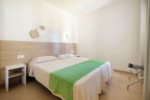 Cabot Club Torre Blanca