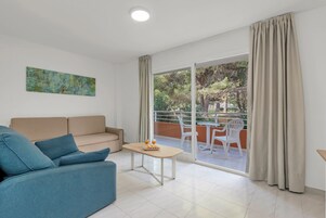 Family Apartment | Living area | TV