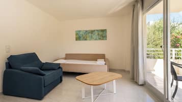 Apartamento familiar | Zona de estar | Una televisión