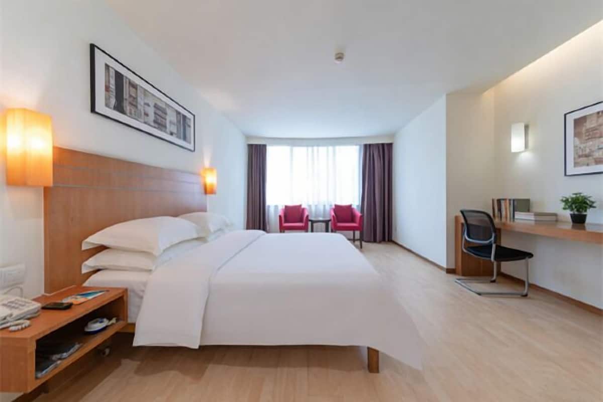 Caja de seguridad en la habitación y wifi gratis