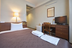 Quarto casal, 1 cama de solteiro grande, para fumantes