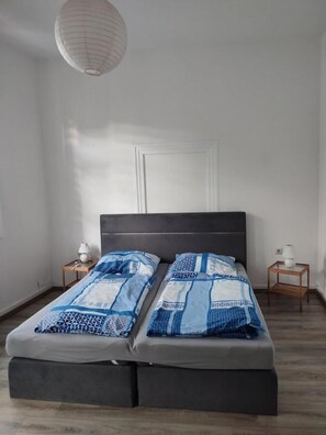 Basic Apartment, Private Bathroom, City View (Nova) | 1 bedroom - Ferienhaus Altstadthaus (Arnsberg)