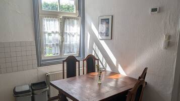 Appartement, en-suite badkamer (Habert) | Dineren