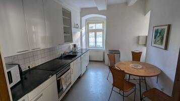 Apartment, mit Bad (von Essen) | Eigene Küche