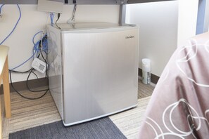 Mini-refrigerator - Hotel Select Inn Shikoku Chuo (Shikokuchuo)