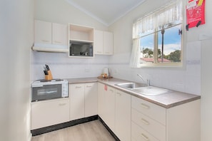 Standard Poolside 2 Bedroom Cabin | Private kitchen