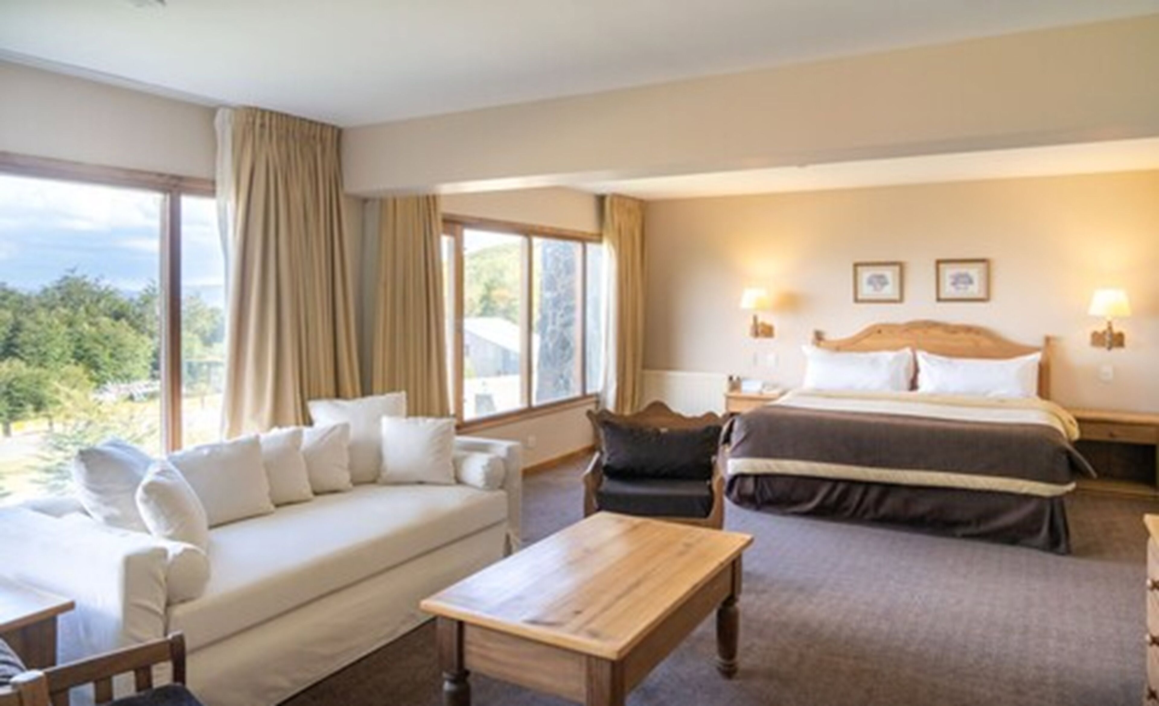 1 bedroom, premium bedding, down duvets, select comfort beds