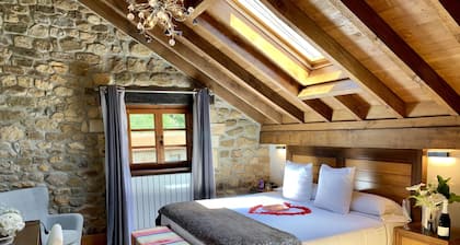 Akla Hotel Suites Valles Pasiegos