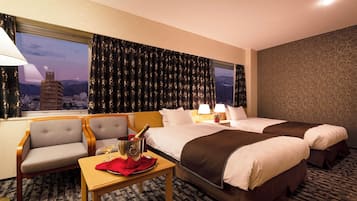 Superior Twin Room, Non Smoking | In-room safe, iron/ironing board, free WiFi, bed sheets