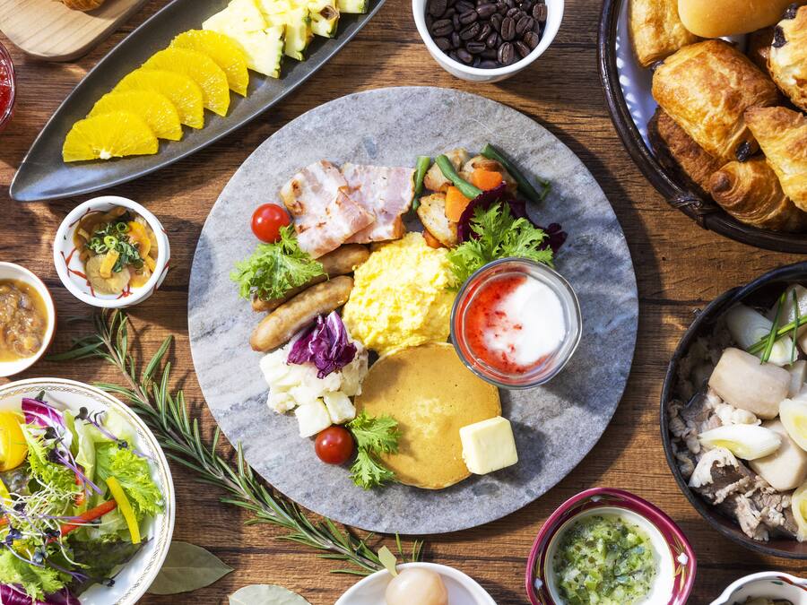 Frokostbuffé hver dag (JPY 2200 per person)