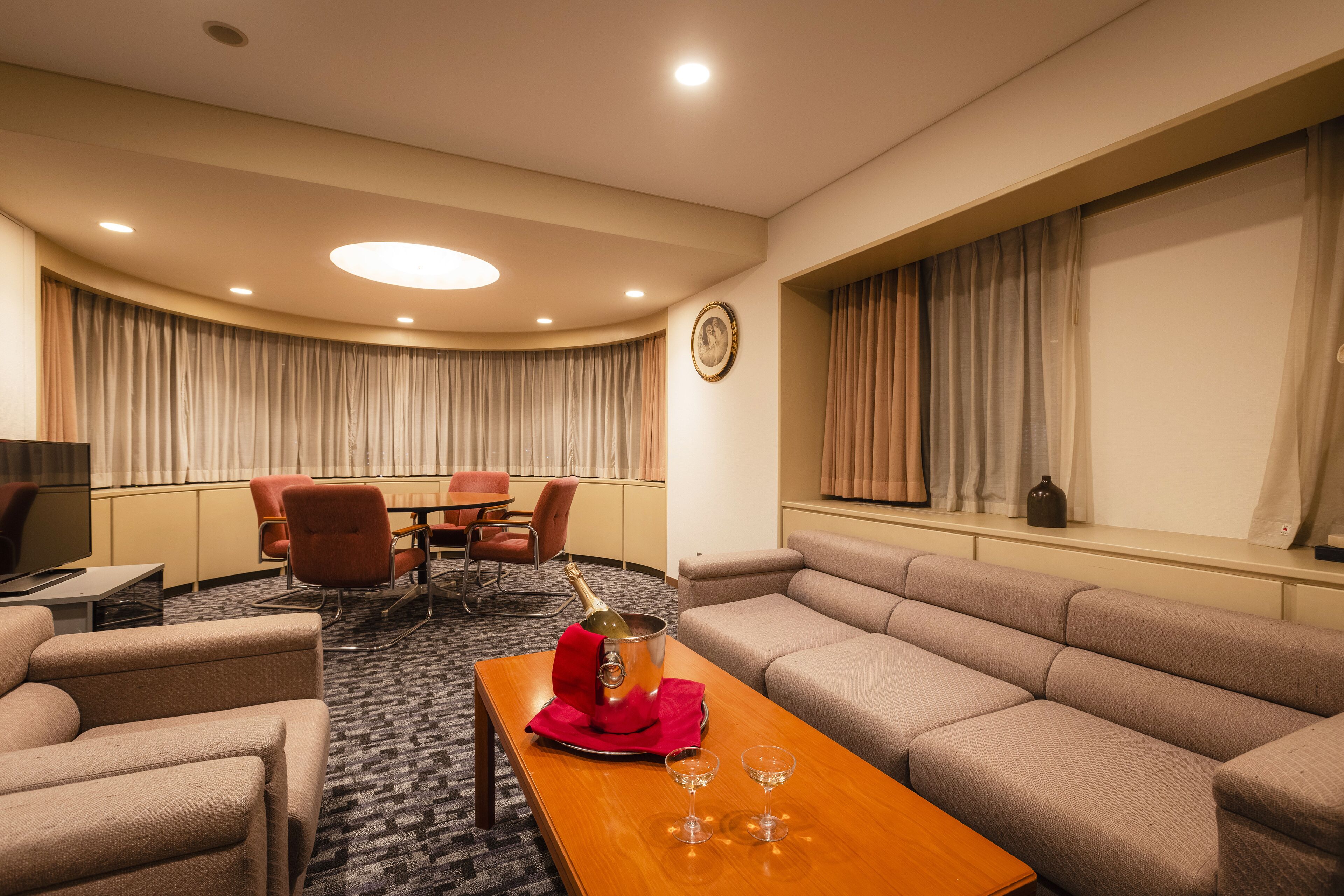 junior suite | 1 bedroom, in-room safe, iron/ironing board, free wifi