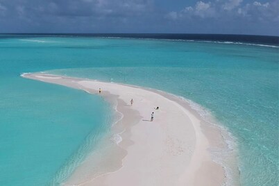 Whiteharp Beach Inn