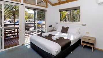 Standard Studio | Iron/ironing board, free WiFi, bed sheets