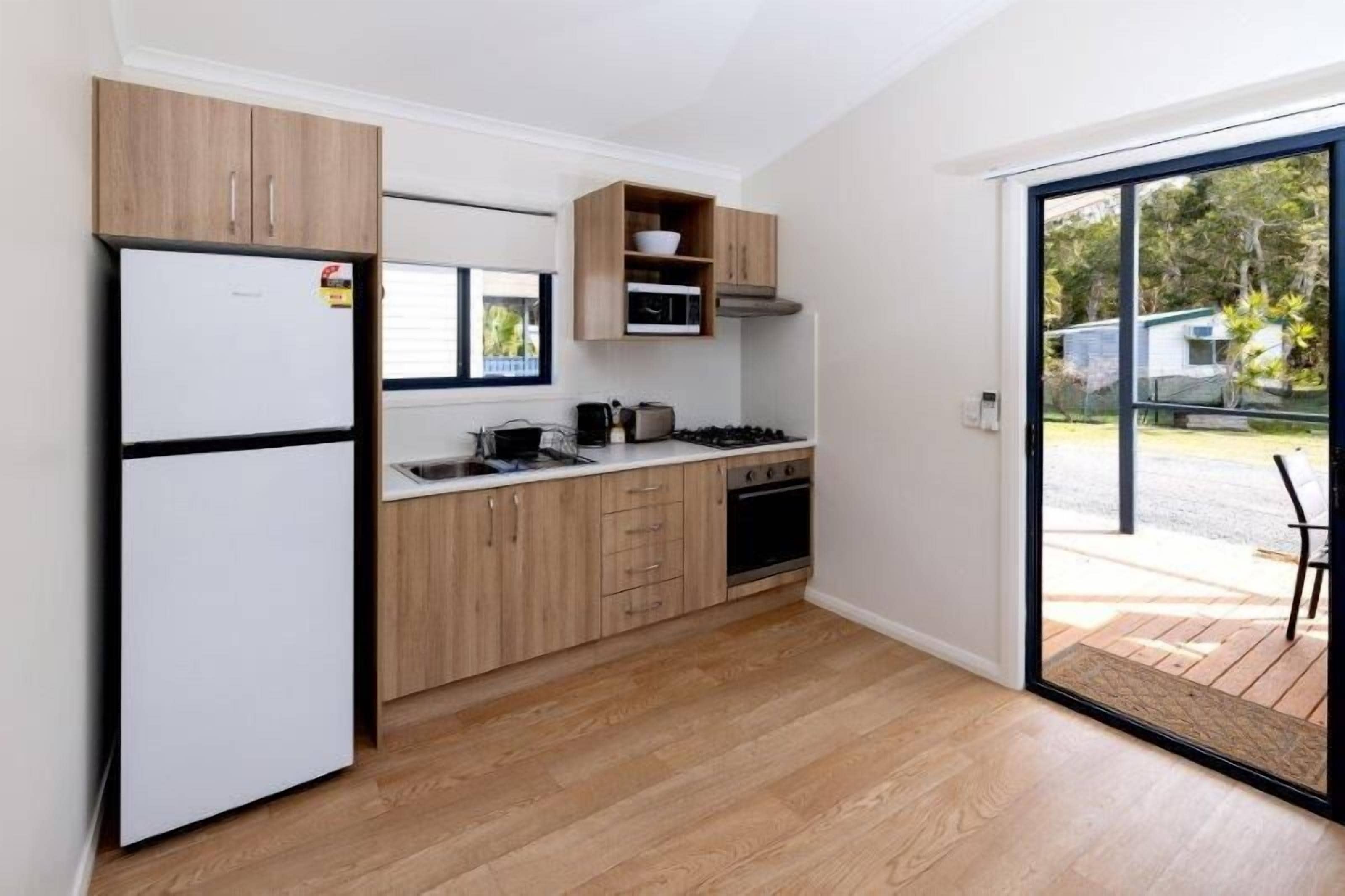 Deluxe Balcony 2 Bedroom Villa | Private kitchen | Fridge, microwave, oven, stovetop