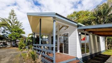 Standard 2 Bedroom Villa | Terrace/patio