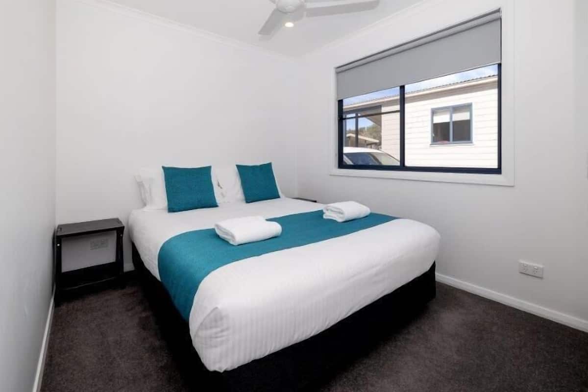 2 habitaciones, tabla de planchar con plancha y wifi gratis