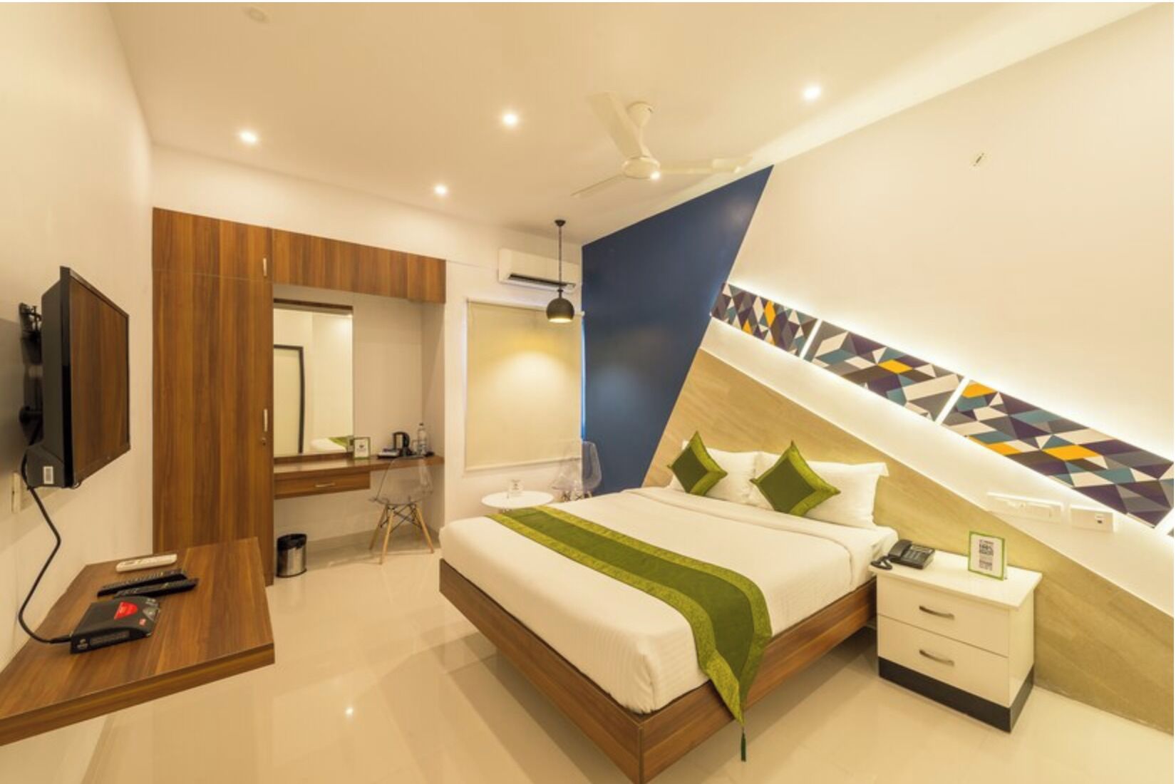 Premier Double Room | Free WiFi