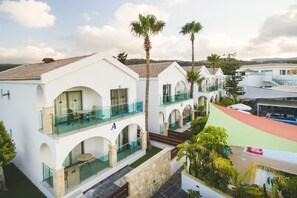 Front of property - Latchi Escape Hotel & Suites (Neo Chorio)