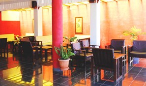 Food-Court