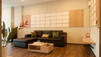 Suite | Living room | 32-inch LCD TV with cable channels, TV