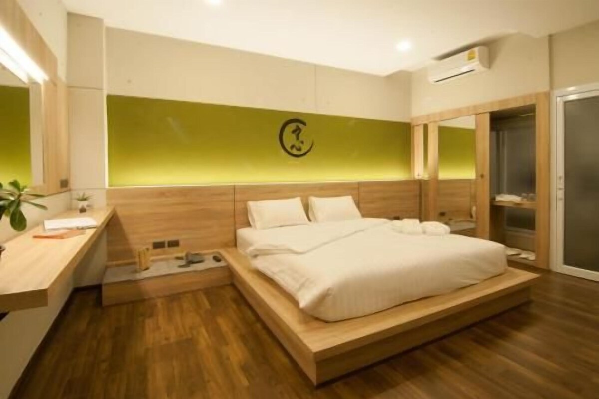 Desk, blackout drapes, rollaway beds (surcharge), WiFi (free)