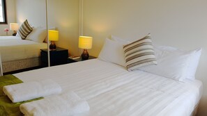 3 bedrooms, iron/ironing board, free cots/infant beds, free WiFi