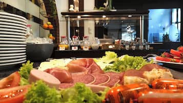 Desayuno buffet incluido todos los días