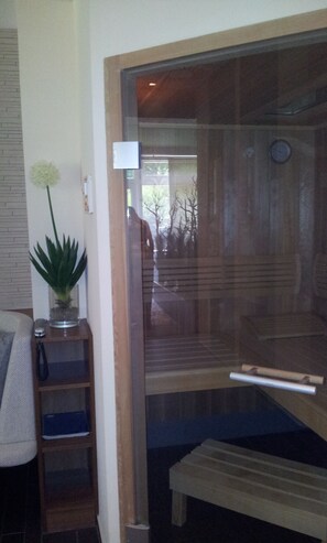 Body treatments, hot stone massages, Swedish massages, sports massages - Hotel Orbtal (Bad Orb)