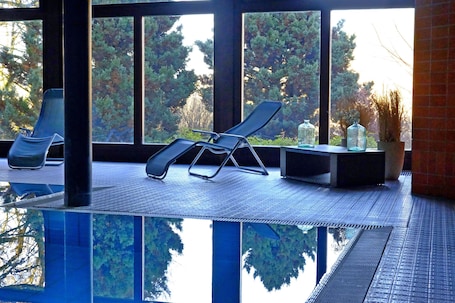Indoor pool. Hotel Orbtal