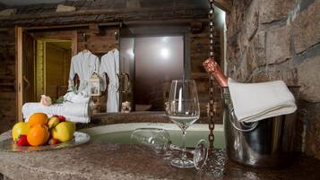 Sauna, Whirlpool, Dampfbad