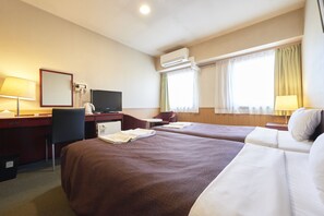 Twin Room, Smoking | Desk - Hotel Select Inn Nagano (Nagano)