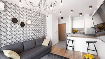 Comfort Studio Suite, 1 Bedroom | 1 bedroom, premium bedding, desk, iron/ironing board