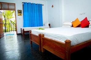 1 bedroom, soundproofing, iron/ironing board, rollaway beds - Sunray Beach House (Tangalle)