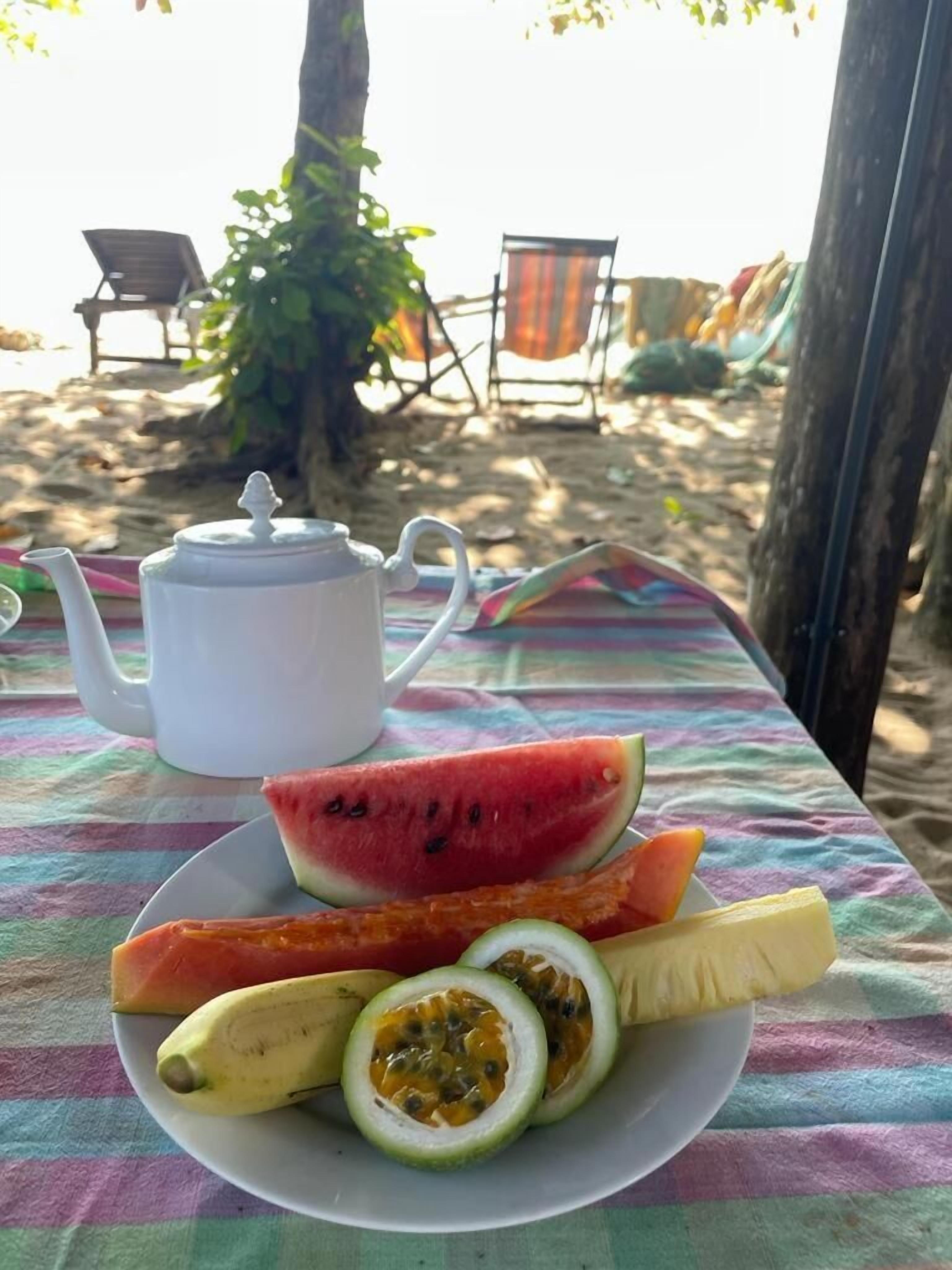 Breakfast, lunch, dinner served; international cuisine 