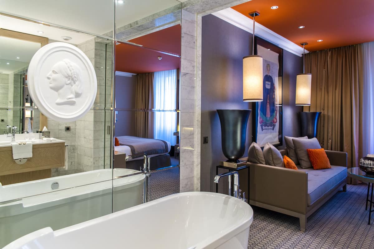 prestige junior suite 4 | bathroom | designer toiletries, hair dryer, bathrobes, slippers