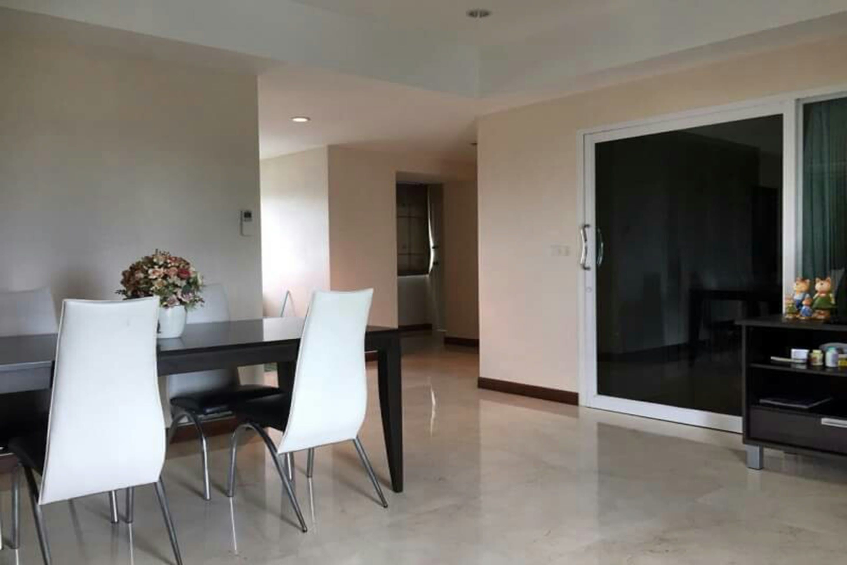 2 Bedrooms Apartment 604 | Restauration dans la chambre