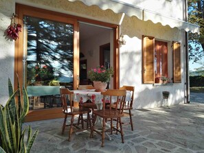 Terrace/patio - B&B Luna Di Langa (Alba)