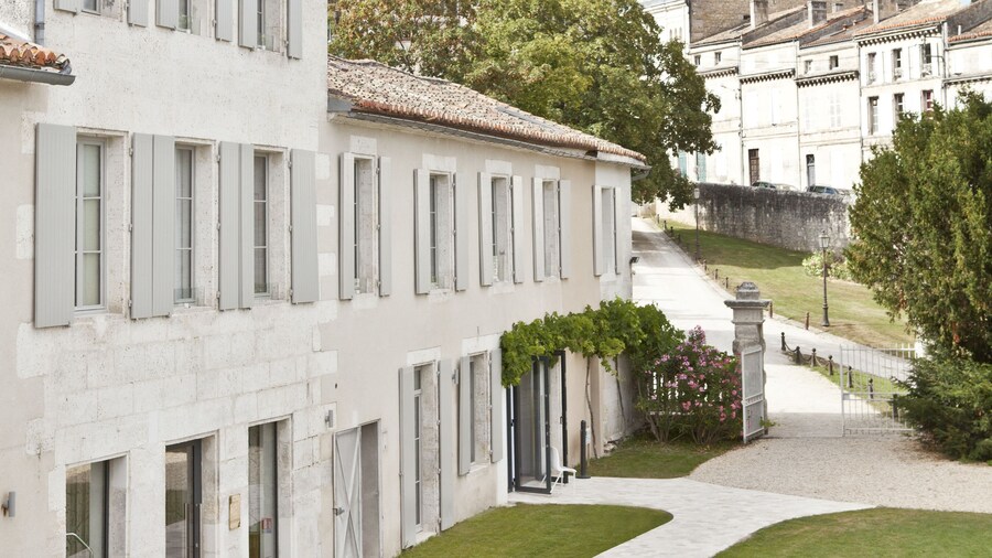 Hotel Angoulême Le Saint Gelais