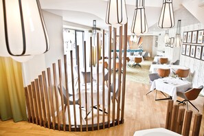 Restaurant - Hotel Angoulême Le Saint Gelais (Angouleme)