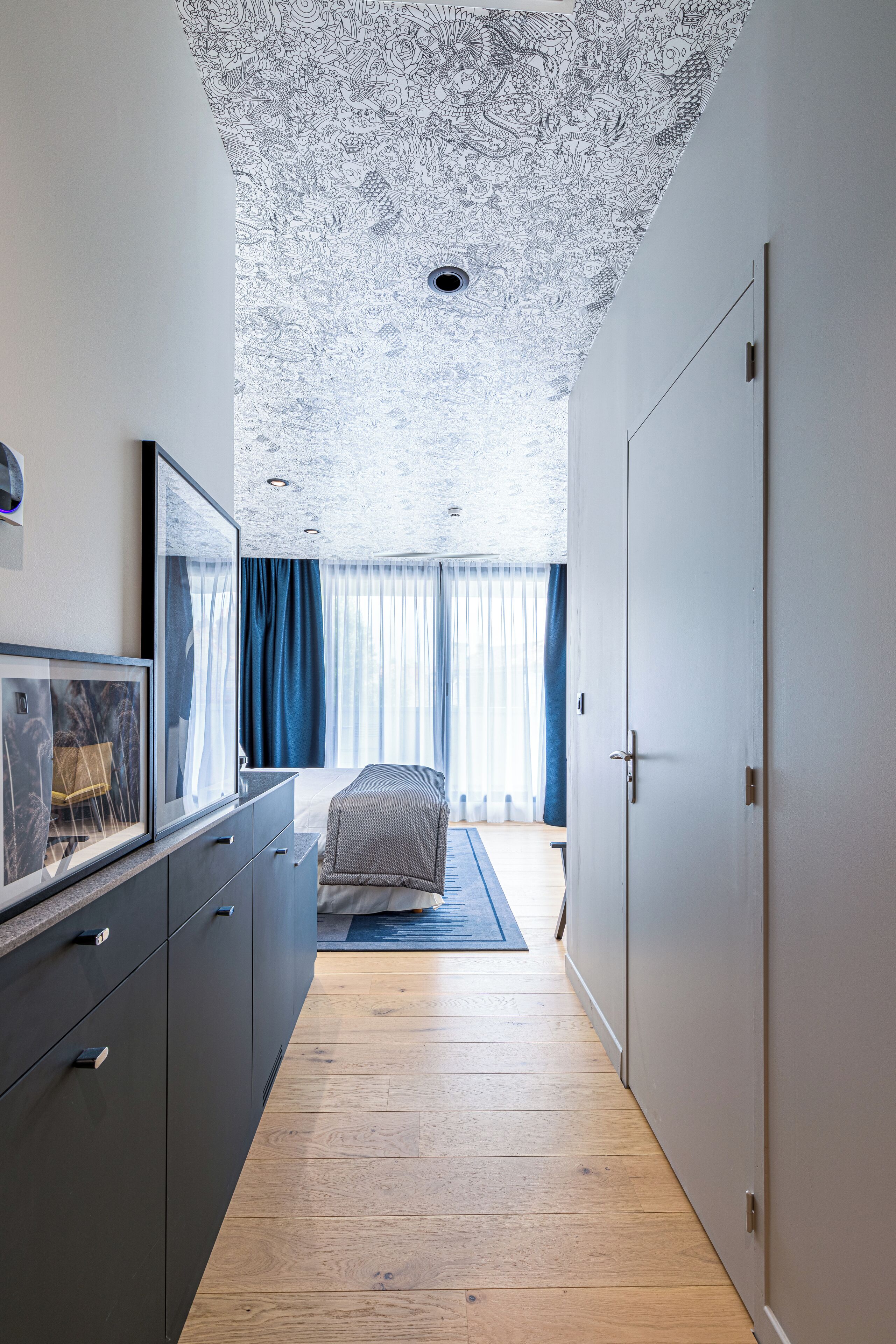 twin room | 1 bedroom, minibar, in-room safe, soundproofing