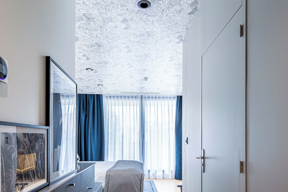 twin room | 1 bedroom, minibar, in-room safe, soundproofing